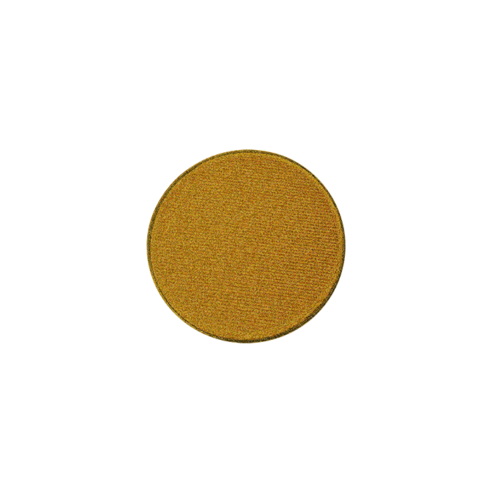 viaGlamour image of a extreme-eyeshadow