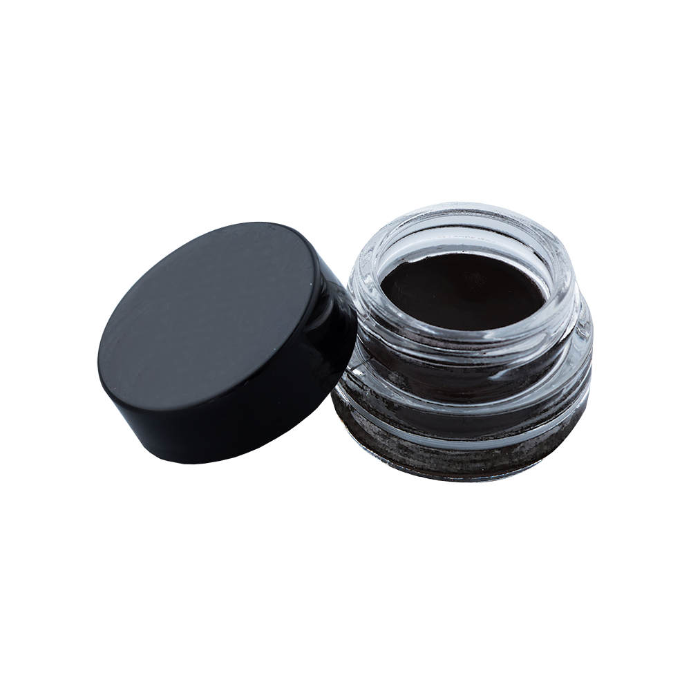 viaGlamour image of a gel-eyeliner