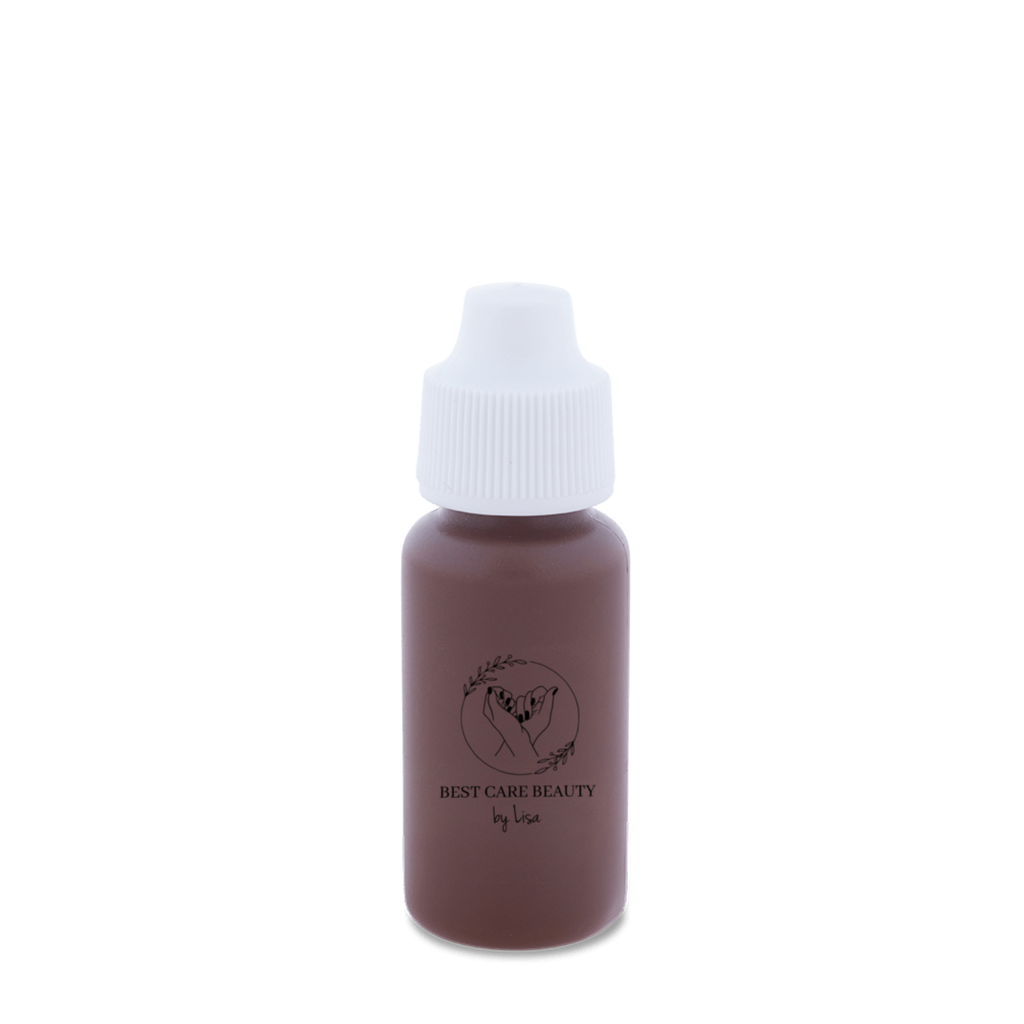 viaGlamour image of a 15ml-foundation